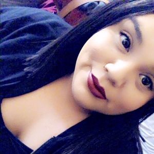 Meet your Posher, Janet